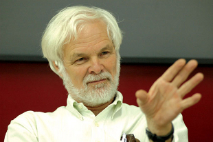 Claudio de Moura Castro - Assessor especial da presidência do Grupo Positivo, doutor em economia pela Universidade de Vanderbilt; foi diretor-geral da Capes [crédito: Centro Universitário de Belo Horizonte (UniBH)]